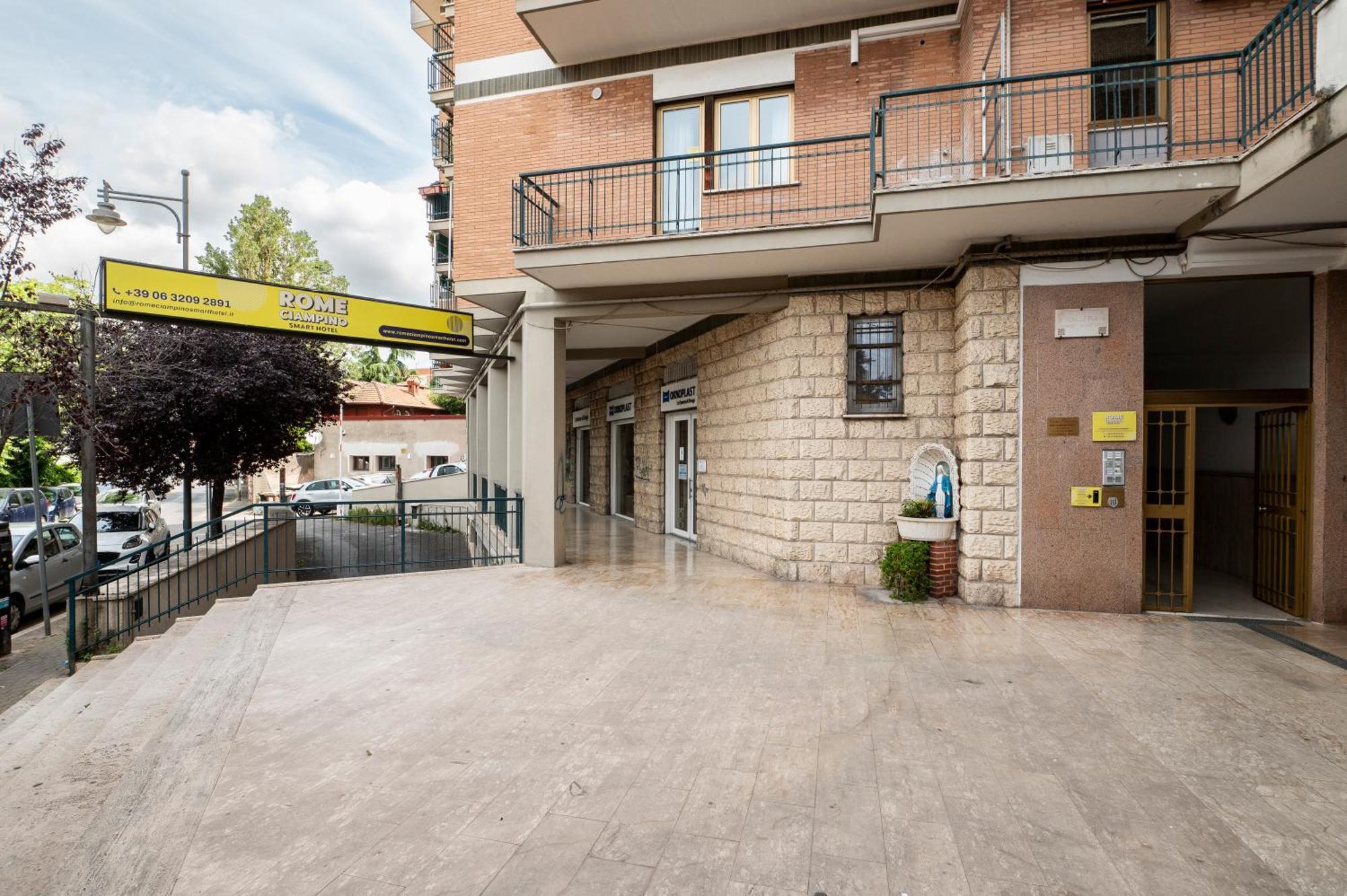 Rome Ciampino Smart Hotel Exterior foto